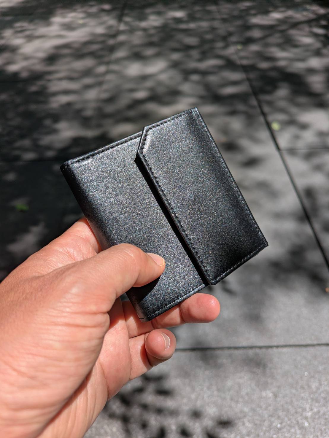 Taglich たぐりっひ タグリッヒ タグリッヒ - 革小物オンラインストア マジックポケット二つ折り財布 シフォン ブラック