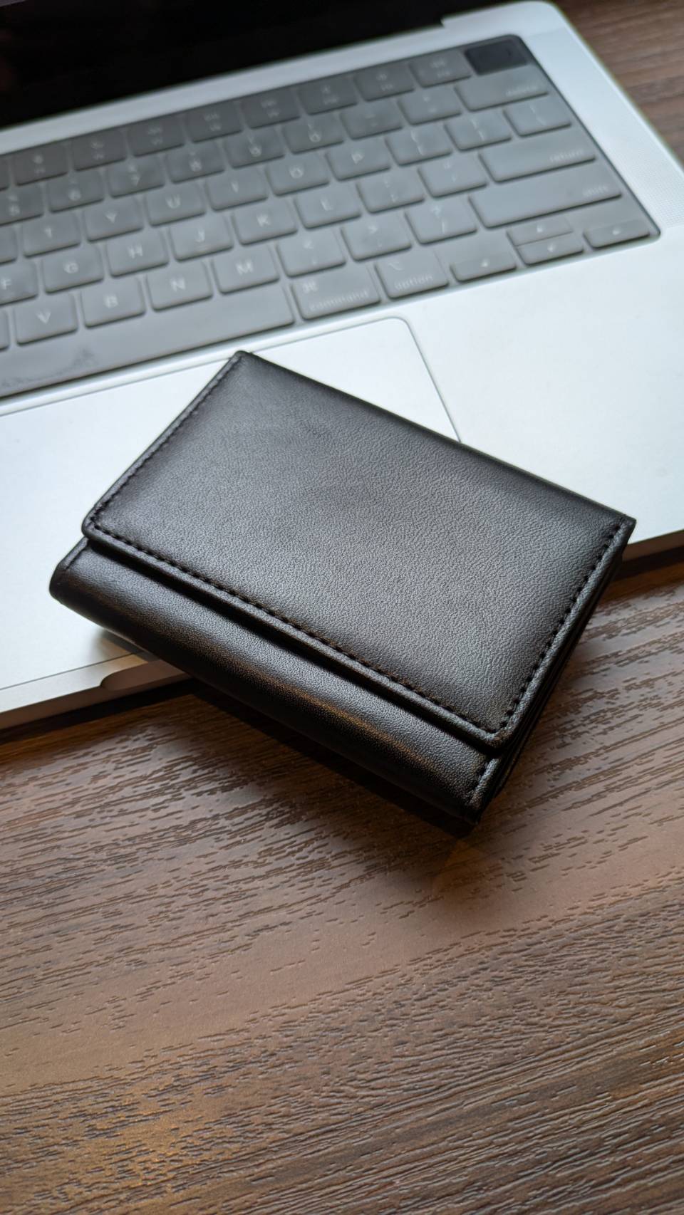 Taglich たぐりっひ タグリッヒ タグリッヒ - 革小物オンラインストア 極小三つ折り財布 シフォン ブラック