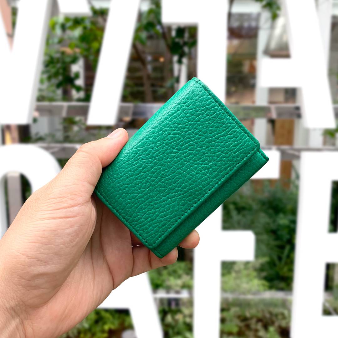 Taglich たぐりっひ タグリッヒ TAGLICH - 革小物オンラインストア 極小三つ折り財布 +1ポケット アドリア グリーン【ボックスタイプ】