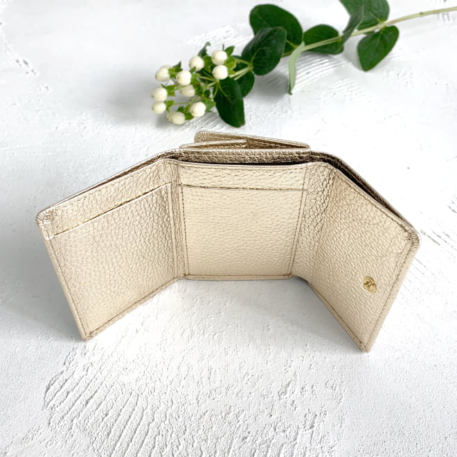 Taglich たぐりっひ タグリッヒ タグリッヒ- 革小物オンラインストア 極小三つ折り財布 ラグジュアリー ゴールド