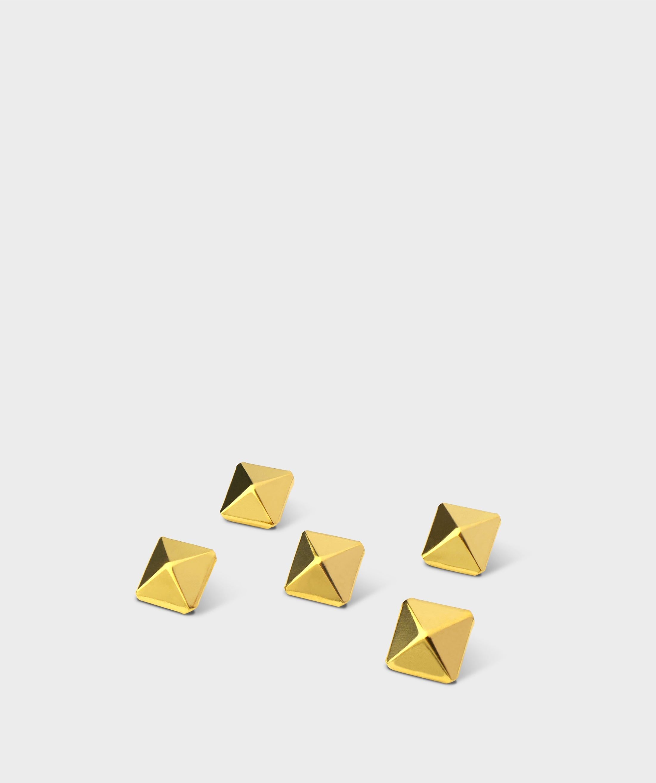 Taglich たぐりっひ タグリッヒ タグリッヒ - 革小物オンラインストア 【限定ギフト価格】スタッズ加工【5個】 極小三つ折り財布用