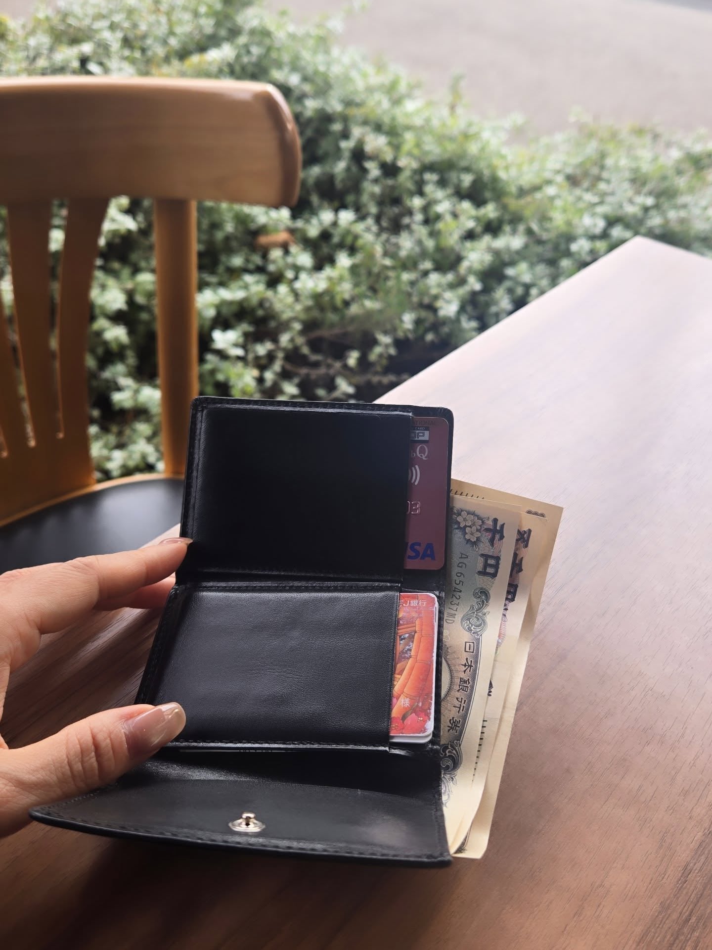 Taglich たぐりっひ タグリッヒ TAGLICH - 革小物オンラインストア 極小三つ折り財布 +１ポケット アドリア ブラック【ベーシックタイプ】